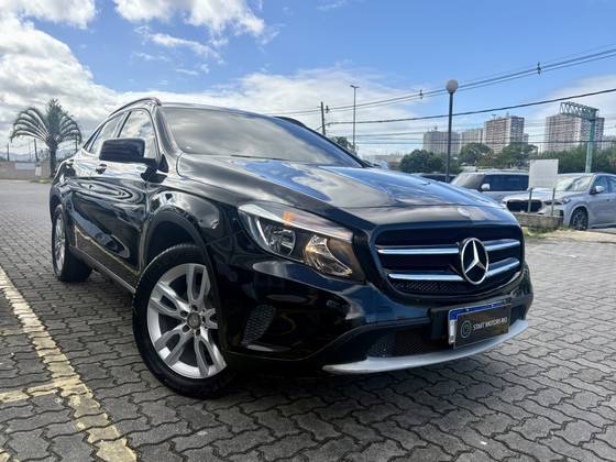 MERCEDES-BENZ GLA 200 1.6 CGI ADVANCE 16V TURBO FLEX 4P AUTOMÁTICO